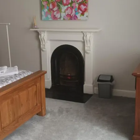 Privatunterkunft Eglinton Road - Super King - Private Bathroom *