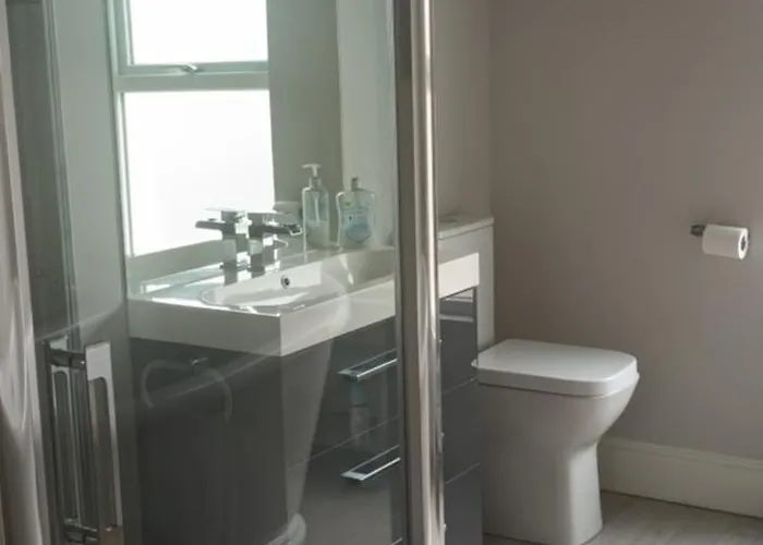 Ubytování v soukromí Eglinton Road - Super King - Private Bathroom Bray